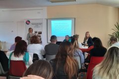 IMG-49865fe4a4760634eaacb3e8e4fee212-V